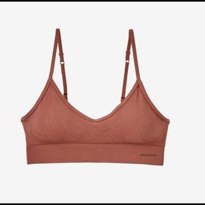 NWT - Patagonia Barely Everyday Bra